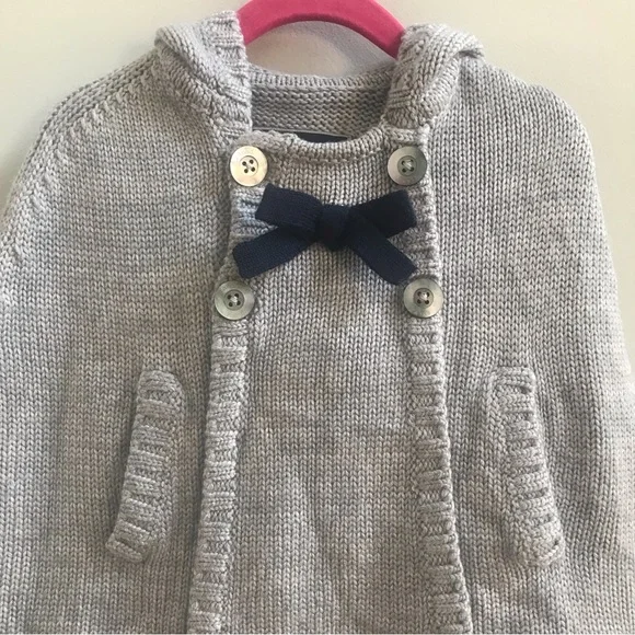 NWOT Jacadi Paris Gray Wool Blend Poncho, Size 18 Months. - Picture 2 of 8